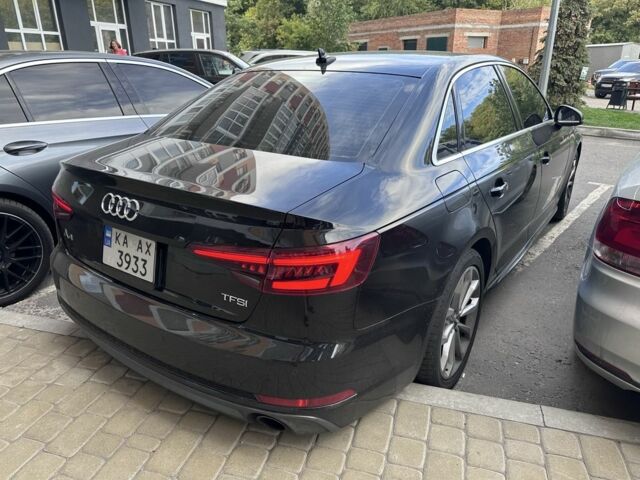 Черный Ауди А4, объемом двигателя 2 л и пробегом 212 тыс. км за 15999 $, фото 2 на Automoto.ua