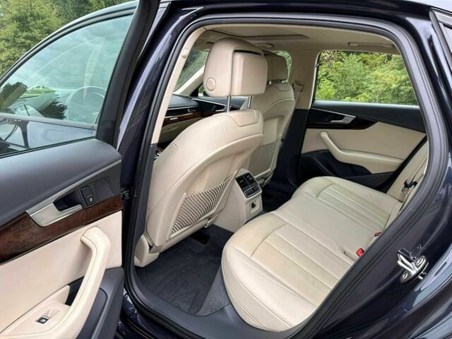 Черный Ауди А4, объемом двигателя 2 л и пробегом 55 тыс. км за 6000 $, фото 11 на Automoto.ua