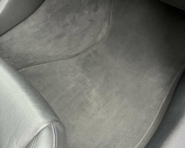 Черный Ауди А4, объемом двигателя 1.98 л и пробегом 61 тыс. км за 19850 $, фото 115 на Automoto.ua