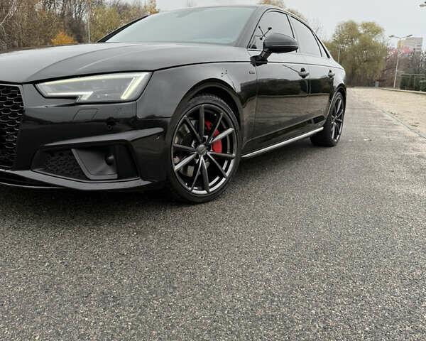 Черный Ауди А4, объемом двигателя 1.98 л и пробегом 126 тыс. км за 21000 $, фото 1 на Automoto.ua