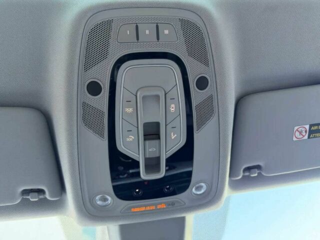 Чорний Ауді А4, об'ємом двигуна 2 л та пробігом 69 тис. км за 8000 $, фото 13 на Automoto.ua