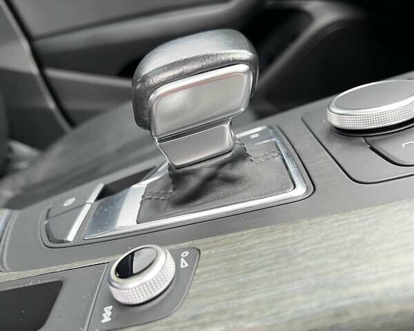 Черный Ауди А4, объемом двигателя 1.98 л и пробегом 61 тыс. км за 19850 $, фото 129 на Automoto.ua