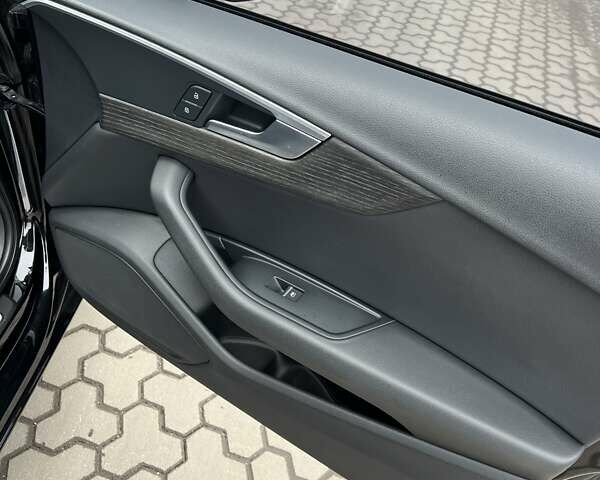 Черный Ауди А4, объемом двигателя 1.98 л и пробегом 61 тыс. км за 19850 $, фото 119 на Automoto.ua