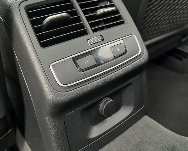 Черный Ауди А4, объемом двигателя 1.98 л и пробегом 61 тыс. км за 19850 $, фото 88 на Automoto.ua