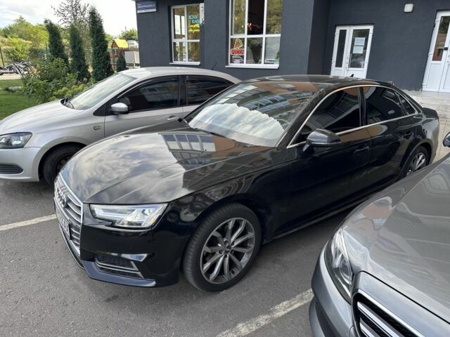 Черный Ауди А4, объемом двигателя 2 л и пробегом 212 тыс. км за 15999 $, фото 1 на Automoto.ua