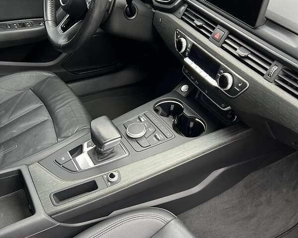 Черный Ауди А4, объемом двигателя 1.98 л и пробегом 61 тыс. км за 19850 $, фото 121 на Automoto.ua