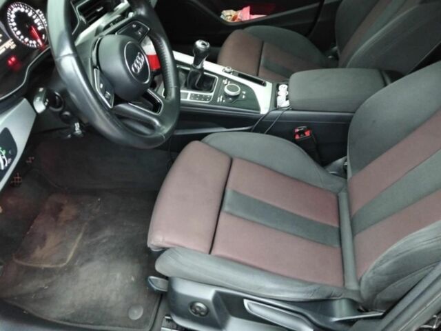 Чорний Ауді А4, об'ємом двигуна 2 л та пробігом 280 тис. км за 19500 $, фото 3 на Automoto.ua