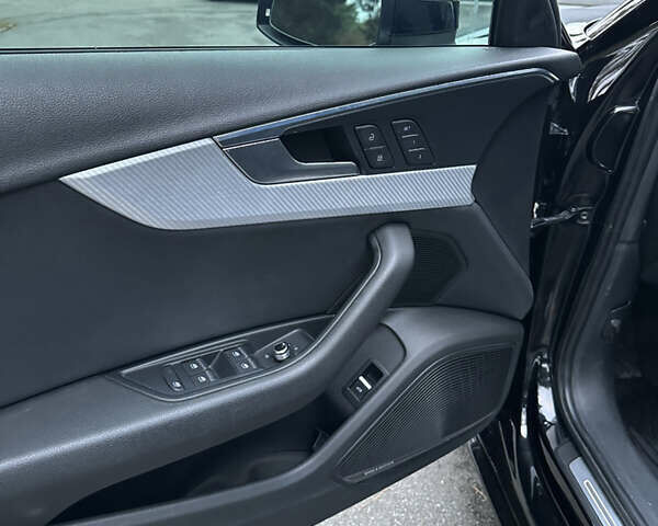 Черный Ауди А4, объемом двигателя 2 л и пробегом 195 тыс. км за 21999 $, фото 17 на Automoto.ua