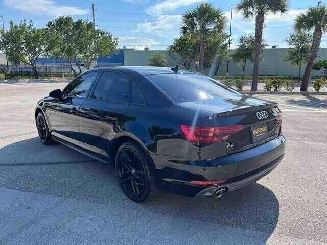 Черный Ауди А4, объемом двигателя 2 л и пробегом 62 тыс. км за 5600 $, фото 2 на Automoto.ua