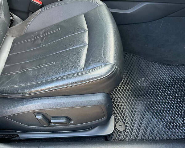 Чорний Ауді А4, об'ємом двигуна 1.98 л та пробігом 112 тис. км за 22500 $, фото 8 на Automoto.ua