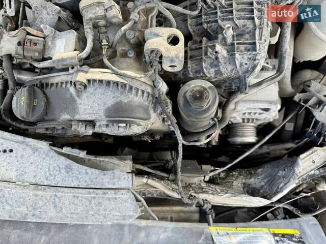 Чорний Ауді А4, об'ємом двигуна 1.98 л та пробігом 142 тис. км за 12100 $, фото 17 на Automoto.ua