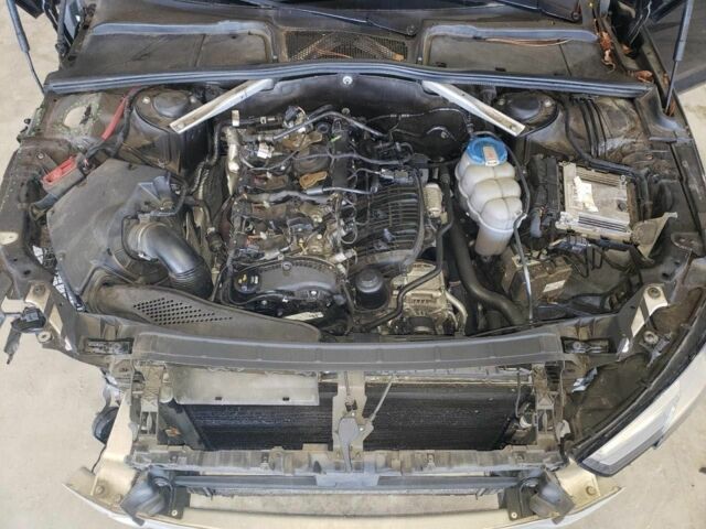 Черный Ауди А4, объемом двигателя 2 л и пробегом 120 тыс. км за 12400 $, фото 6 на Automoto.ua