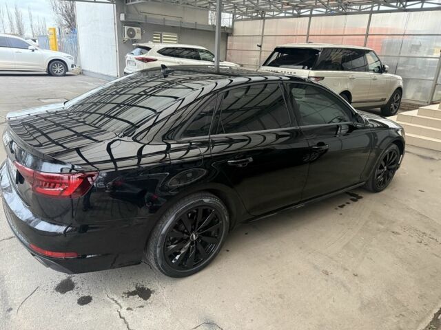 Черный Ауди А4, объемом двигателя 2 л и пробегом 55 тыс. км за 21500 $, фото 2 на Automoto.ua