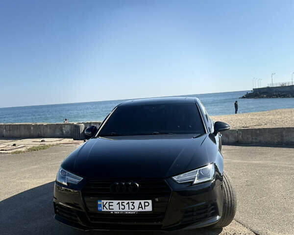 Ауді А4 2017 у Кривому Розі на Automoto.ua Чорний Ауді А4, об'ємом двигуна 1.98 л та пробігом 286 тис. км за 18500 $, фото 1 на Automoto.ua