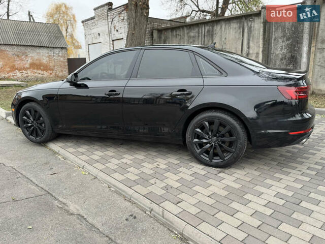 Черный Ауди А4, объемом двигателя 2 л и пробегом 175 тыс. км за 15500 $, фото 10 на Automoto.ua