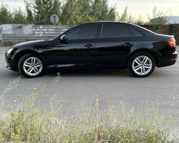 Черный Ауди А4, объемом двигателя 2 л и пробегом 109 тыс. км за 17900 $, фото 1 на Automoto.ua