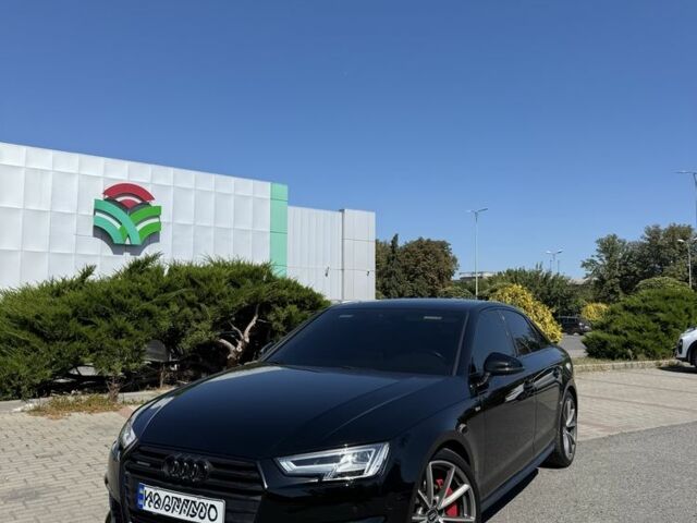 Черный Ауди А4, объемом двигателя 2 л и пробегом 202 тыс. км за 22500 $, фото 1 на Automoto.ua