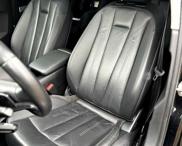 Черный Ауди А4, объемом двигателя 1.98 л и пробегом 132 тыс. км за 17500 $, фото 11 на Automoto.ua