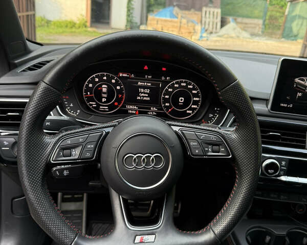 Черный Ауди А4, объемом двигателя 1.98 л и пробегом 125 тыс. км за 22000 $, фото 9 на Automoto.ua