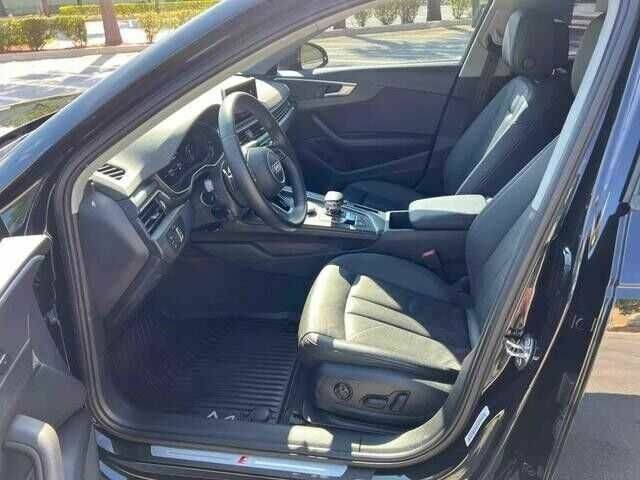 Черный Ауди А4, объемом двигателя 2 л и пробегом 62 тыс. км за 5600 $, фото 8 на Automoto.ua
