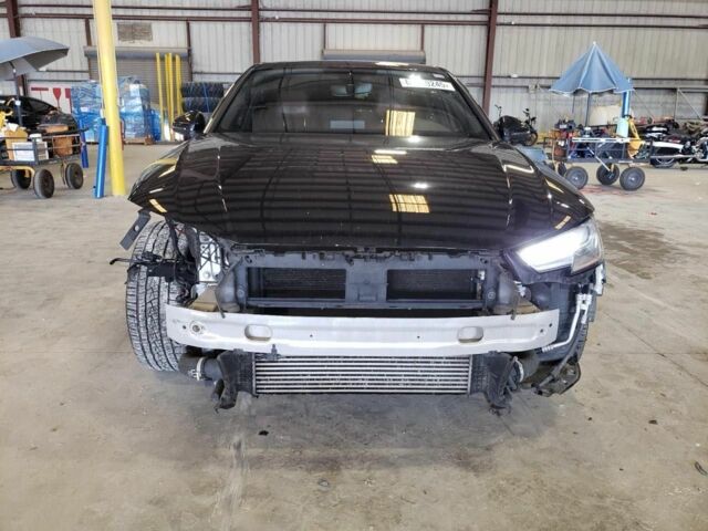 Черный Ауди А4, объемом двигателя 2 л и пробегом 120 тыс. км за 12400 $, фото 5 на Automoto.ua