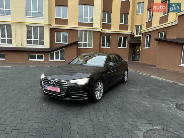 Черный Ауди А4, объемом двигателя 1.98 л и пробегом 193 тыс. км за 15800 $, фото 4 на Automoto.ua