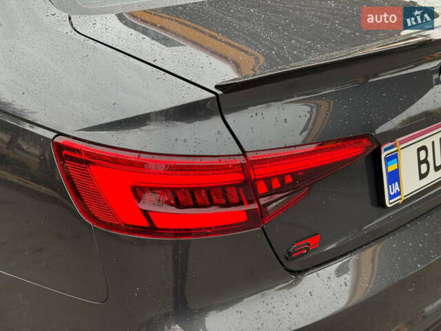 Черный Ауди А4, объемом двигателя 2 л и пробегом 260 тыс. км за 15299 $, фото 23 на Automoto.ua