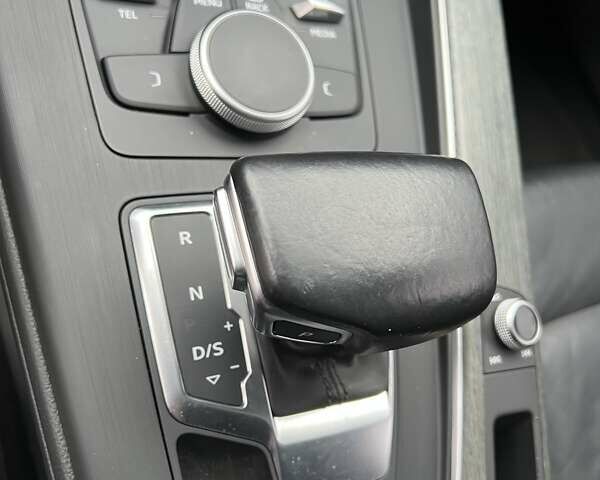 Черный Ауди А4, объемом двигателя 1.98 л и пробегом 61 тыс. км за 19850 $, фото 56 на Automoto.ua