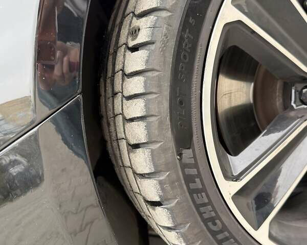 Черный Ауди А4, объемом двигателя 1.98 л и пробегом 155 тыс. км за 20499 $, фото 10 на Automoto.ua