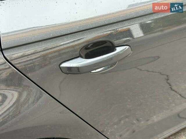 Черный Ауди А4, объемом двигателя 2 л и пробегом 260 тыс. км за 15299 $, фото 35 на Automoto.ua