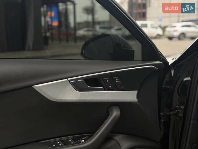 Черный Ауди А4, объемом двигателя 2 л и пробегом 188 тыс. км за 16700 $, фото 4 на Automoto.ua