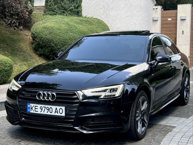 Черный Ауди А4, объемом двигателя 0 л и пробегом 182 тыс. км за 17500 $, фото 1 на Automoto.ua