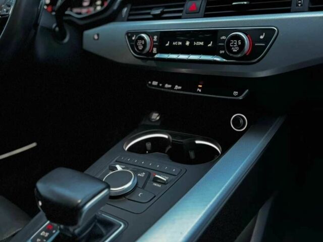 Черный Ауди А4, объемом двигателя 2 л и пробегом 100 тыс. км за 12200 $, фото 9 на Automoto.ua
