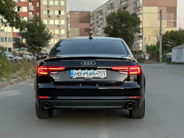 Черный Ауди А4, объемом двигателя 2 л и пробегом 110 тыс. км за 18000 $, фото 1 на Automoto.ua