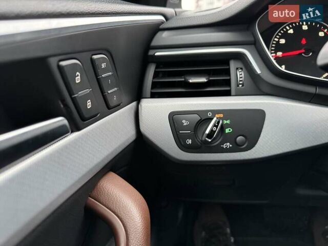 Чорний Ауді А4, об'ємом двигуна 1.98 л та пробігом 103 тис. км за 19500 $, фото 10 на Automoto.ua