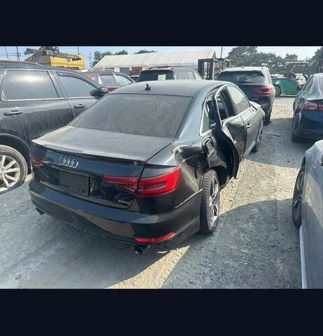 Чорний Ауді А4, об'ємом двигуна 2 л та пробігом 152 тис. км за 8300 $, фото 4 на Automoto.ua