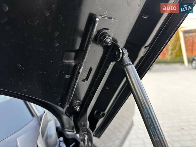 Чорний Ауді А4, об'ємом двигуна 1.98 л та пробігом 119 тис. км за 18500 $, фото 31 на Automoto.ua