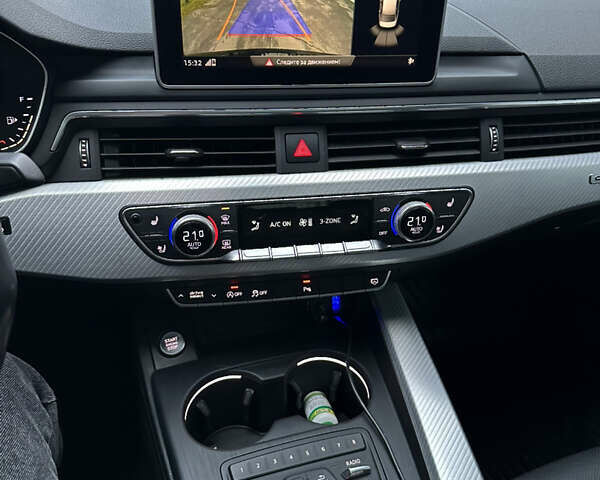 Черный Ауди А4, объемом двигателя 2 л и пробегом 195 тыс. км за 21999 $, фото 12 на Automoto.ua