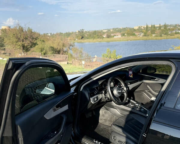Ауді А4 2017 у Кривому Розі на Automoto.ua Чорний Ауді А4, об'ємом двигуна 1.98 л та пробігом 286 тис. км за 18500 $, фото 21 на Automoto.ua
