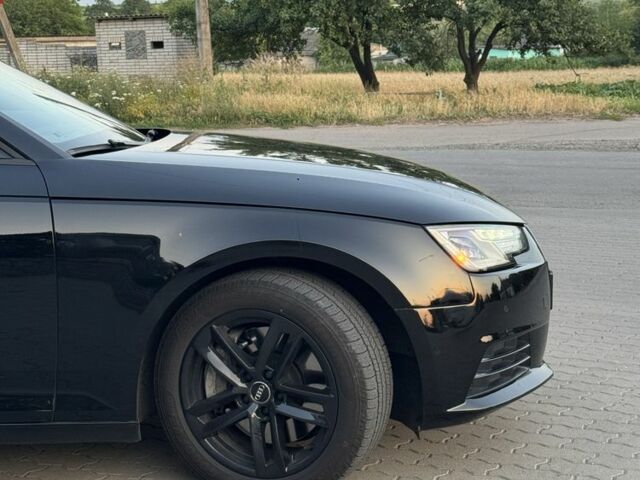 Черный Ауди А4, объемом двигателя 2 л и пробегом 226 тыс. км за 15700 $, фото 8 на Automoto.ua