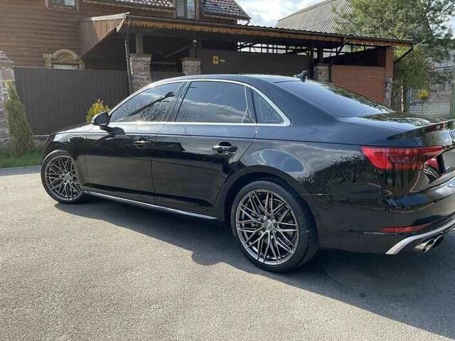 Черный Ауди А4, объемом двигателя 2 л и пробегом 139 тыс. км за 13500 $, фото 6 на Automoto.ua