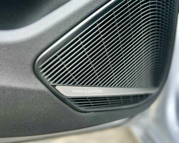 Черный Ауди А4, объемом двигателя 1.98 л и пробегом 137 тыс. км за 20300 $, фото 26 на Automoto.ua