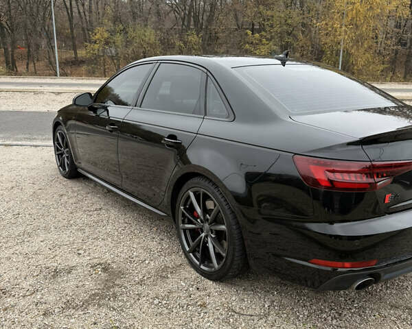 Черный Ауди А4, объемом двигателя 1.98 л и пробегом 126 тыс. км за 21000 $, фото 11 на Automoto.ua