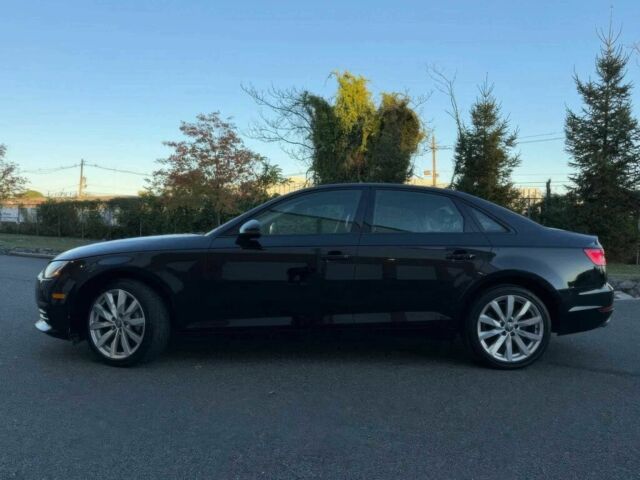 Чорний Ауді А4, об'ємом двигуна 2 л та пробігом 69 тис. км за 8000 $, фото 2 на Automoto.ua