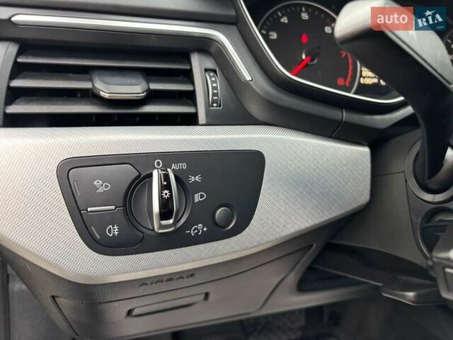 Черный Ауди А4, объемом двигателя 2 л и пробегом 189 тыс. км за 16500 $, фото 15 на Automoto.ua