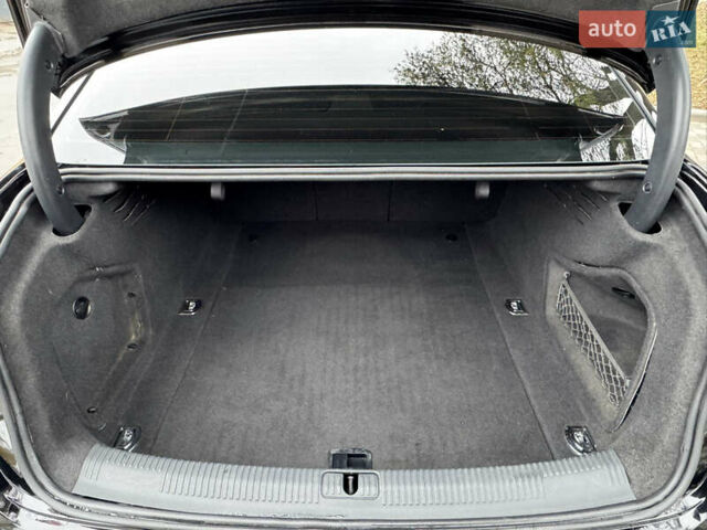 Черный Ауди А4, объемом двигателя 2 л и пробегом 175 тыс. км за 15500 $, фото 38 на Automoto.ua