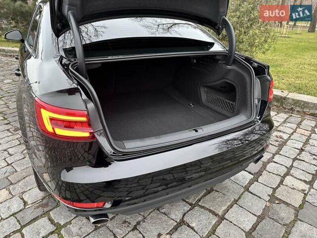 Черный Ауди А4, объемом двигателя 1.98 л и пробегом 98 тыс. км за 19300 $, фото 98 на Automoto.ua