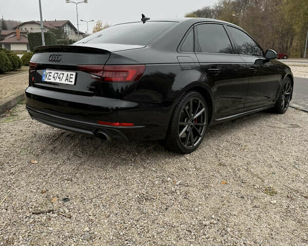 Черный Ауди А4, объемом двигателя 1.98 л и пробегом 126 тыс. км за 21000 $, фото 7 на Automoto.ua