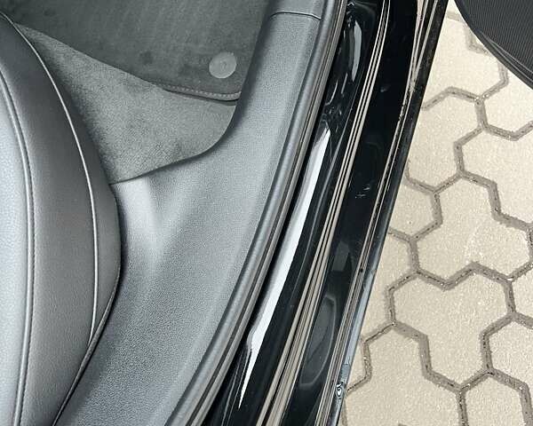 Черный Ауди А4, объемом двигателя 1.98 л и пробегом 61 тыс. км за 19850 $, фото 96 на Automoto.ua