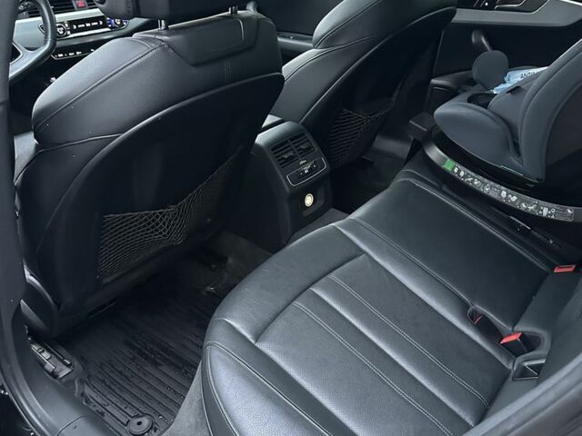 Черный Ауди А4, объемом двигателя 2 л и пробегом 195 тыс. км за 21999 $, фото 15 на Automoto.ua